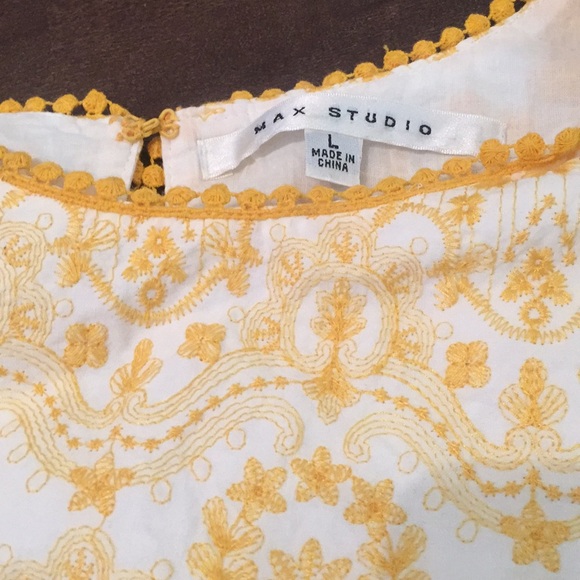 Max Studio embroidered dress - Picture 3 of 6